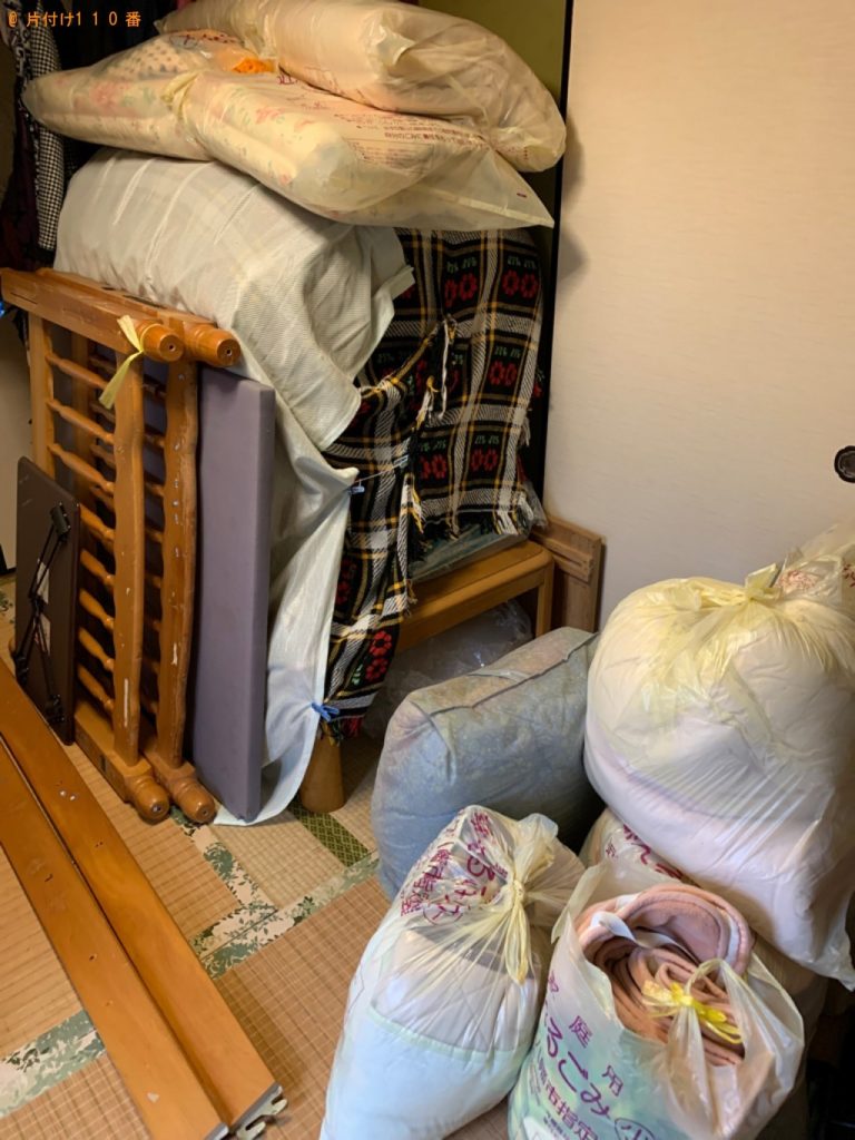 【狛江市】家具、小型家電、椅子、布団等の回収・処分