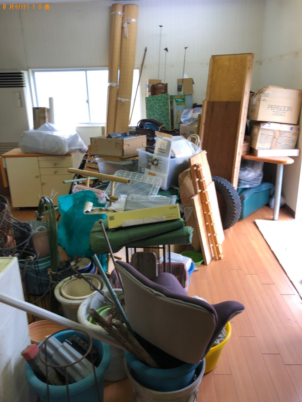 【長浜市平方町】折り畳みテーブル、椅子、バケツ等の回収・処分