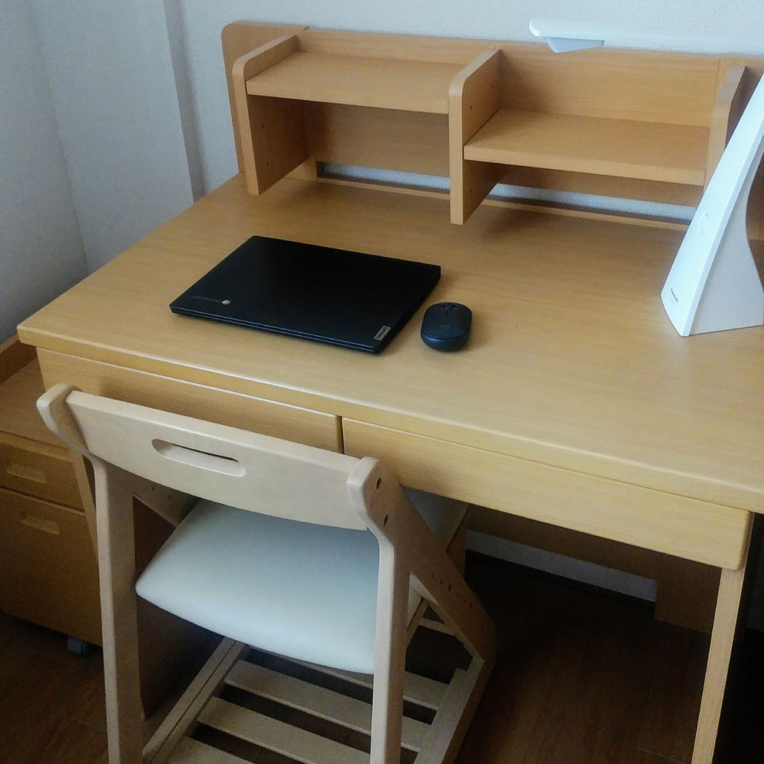 勉強机 【受け取り】 お子様の成長や間取り、使い方にあわせてくみかえ自由自在！「ヤマダ